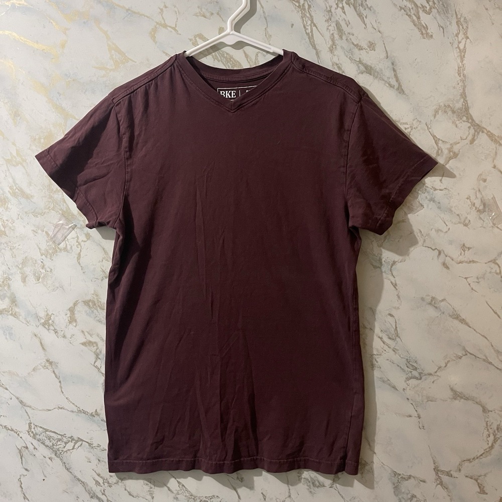 BKE Men's M Regular Burgundy V-Neck Short Sleeve Solid T-Shirt
